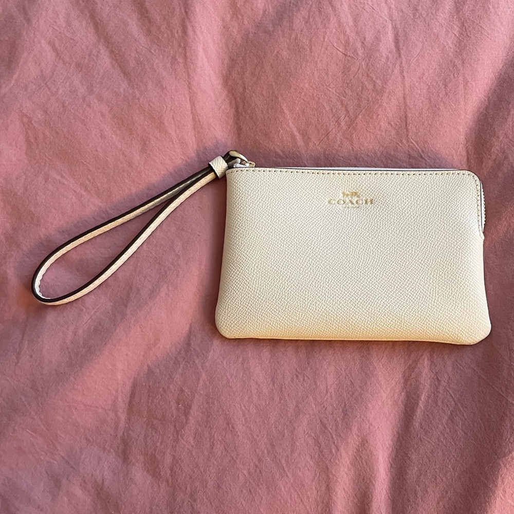 Small Coach Wristlet - LIKE NEW